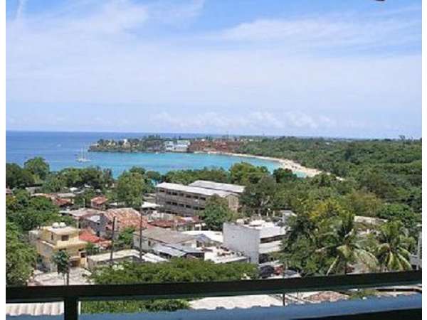 Cool 2 Level Penthouse In The Heart Of Sosua.