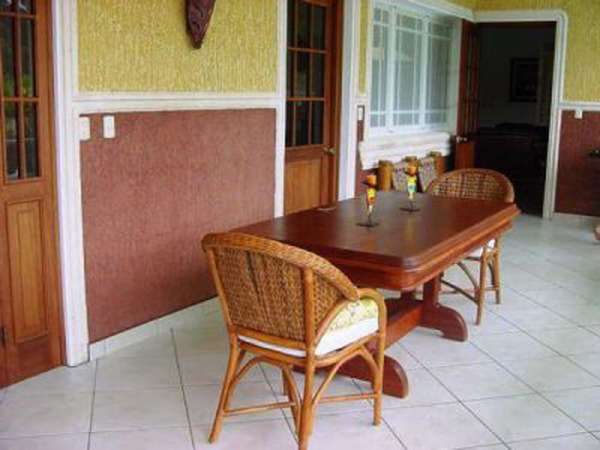 Exquisite Grand Villa, In Gated Community With