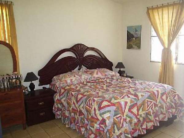 Well Maintained Fully Furnished House With 2