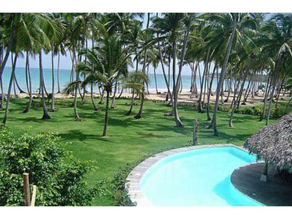 2 Beachfront Lots For Sale In Project