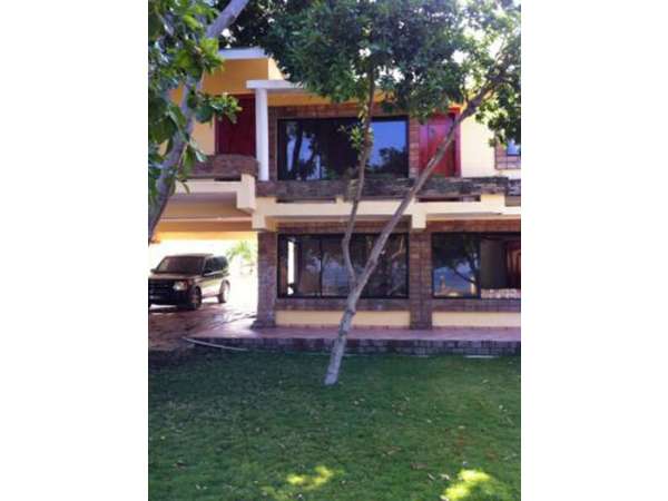 Luxury Beach Front House For Sale In Parmal De