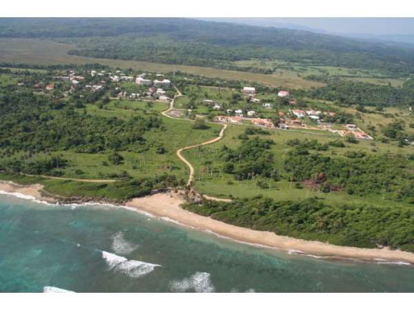 Beautiful Ocean Front Property In Cabarete