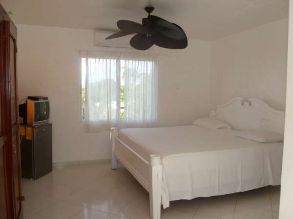 3 Bedroom 3 Bath Villa With Two Bedroom Apartment.