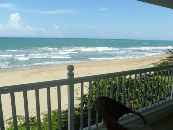 Great Deal On 2 Bedroom Ocean Front Condo