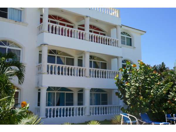 Beautiful 3 Bedroom Ocean Front Condo Price