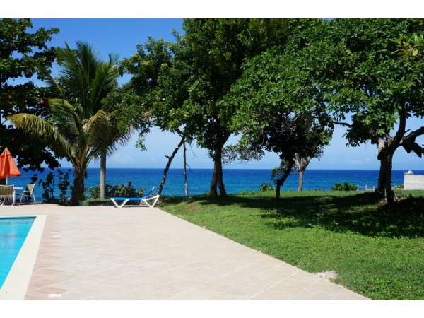 Beautiful 3 Bedroom Ocean Front Condo Price