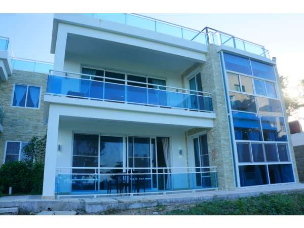 Modern 2 Br Ocean Front Condo Financing Available.