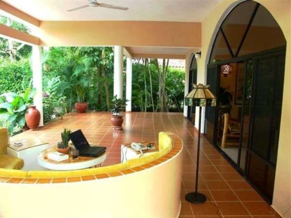 Beautiful Villa Just Reduced In Ocean Front