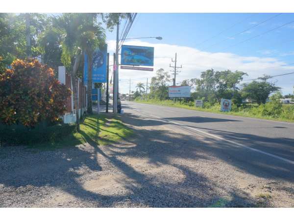 Amazing Commercial Property Great Location