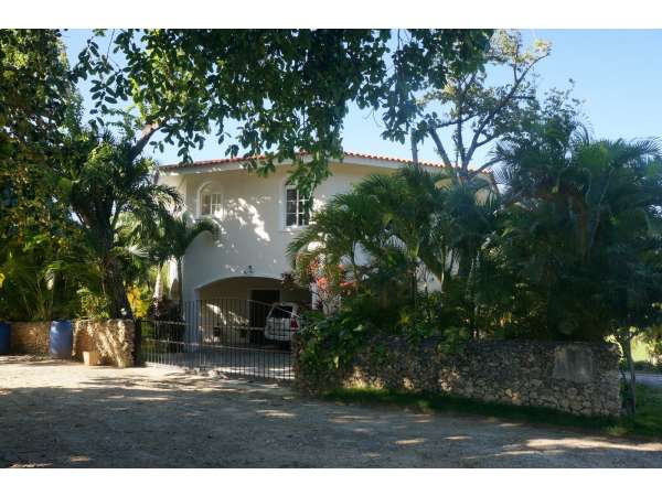 Great Villa Or B&b 5 Min. From The Beach