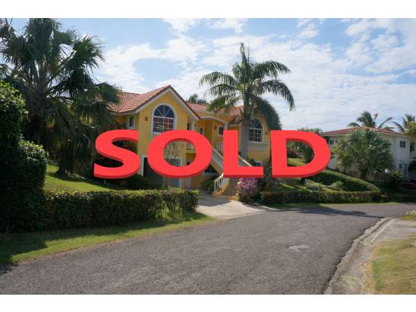 Sold 4 Bedroom Villa Great Price Sold