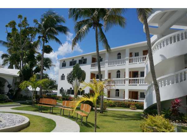 2 And 3 Bedroom Condos ( On Temp Sales Freeze)