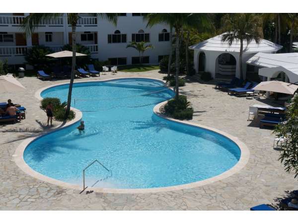 2 And 3 Bedroom Condos ( On Temp Sales Freeze)