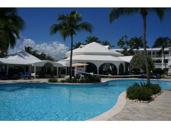 2 And 3 Bedroom Condos ( On Temp Sales Freeze)