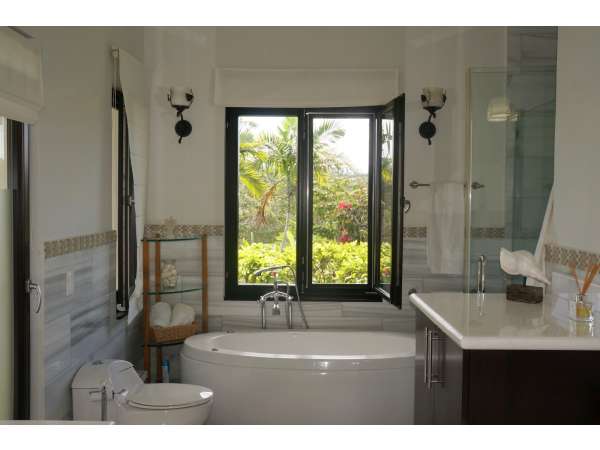 New Price Reduced On This Beautiful Private Villa
