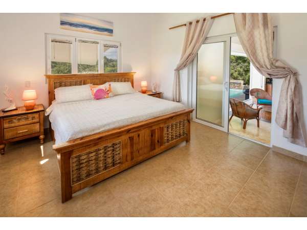 Custom Built 3 Bedroom Villa With Owner Financing