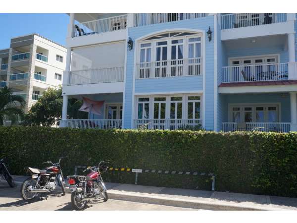 Ocean Front Condo Great Rental Property 219000