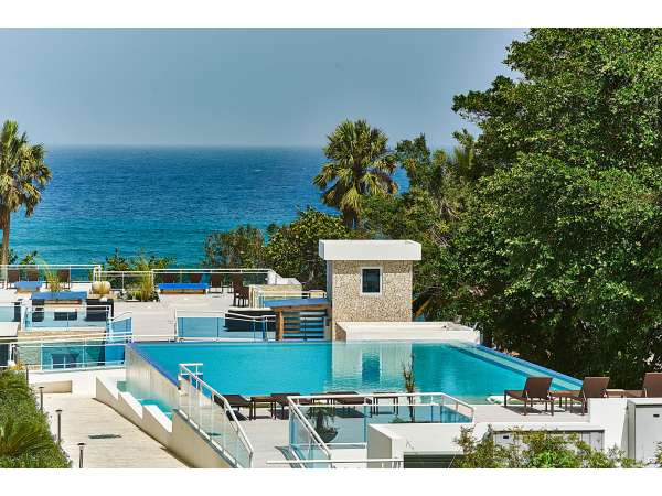 Reduced! Ocean View Spacious Condo With Secluded