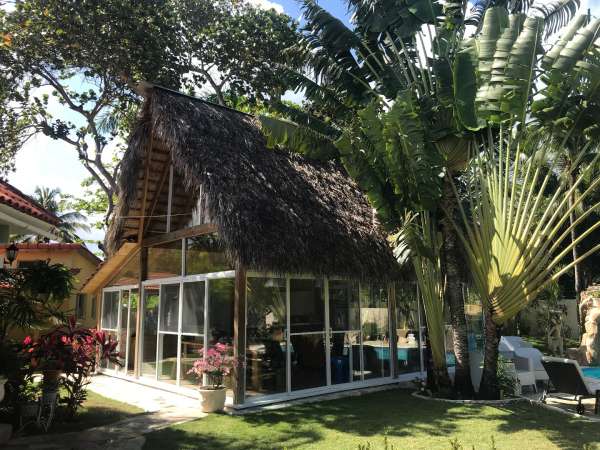 Special Tropical Villa With Guest House