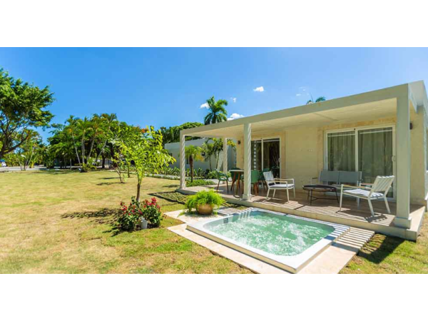 2 Bedroom Villa Beside Pga Golf Course