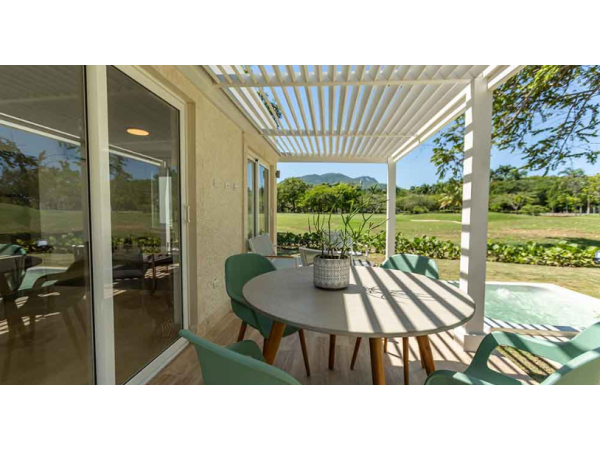 2 Bedroom Villa Beside Pga Golf Course