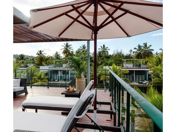 High Standing Villas In Beachfront Resort