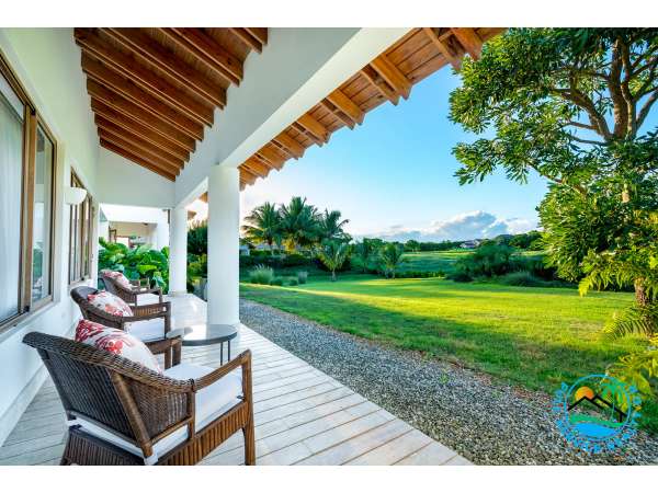 New Price Gated Community Villa!! -los Colinas Xi