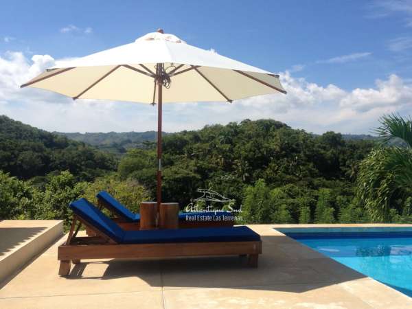 Villa Ibicenca With Gorgeous Views In Town