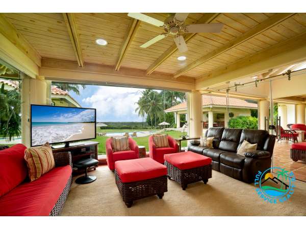 Six Bedroom Luxury Villa - Ocean View On The