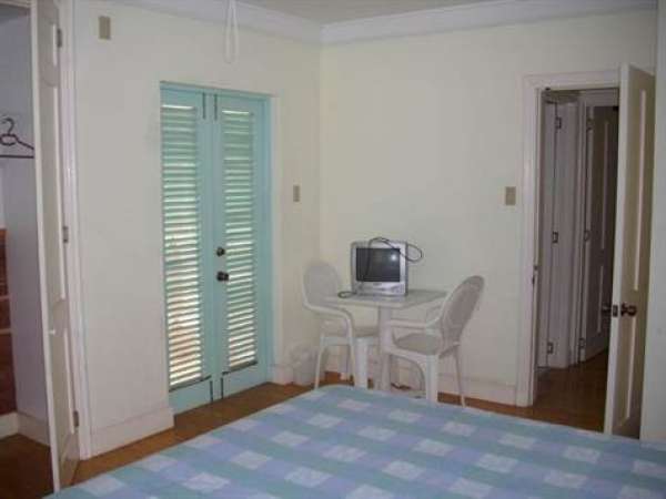 7 Room Hotel In Downtown Sosua