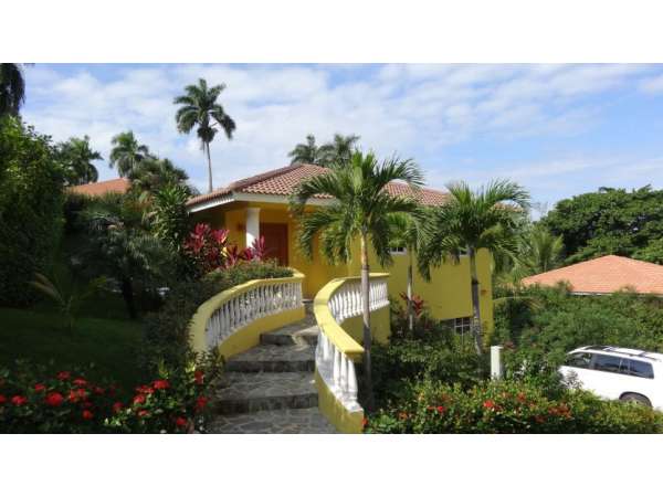 2 Bedroom Villa With Additional 1 Bedroom