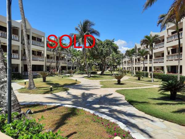 2 Bedroom Beach Front Condo