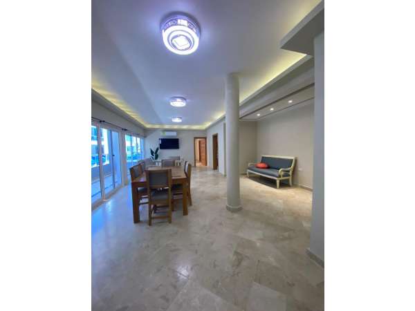 Luxurious Ocean Front Condo - New Construction