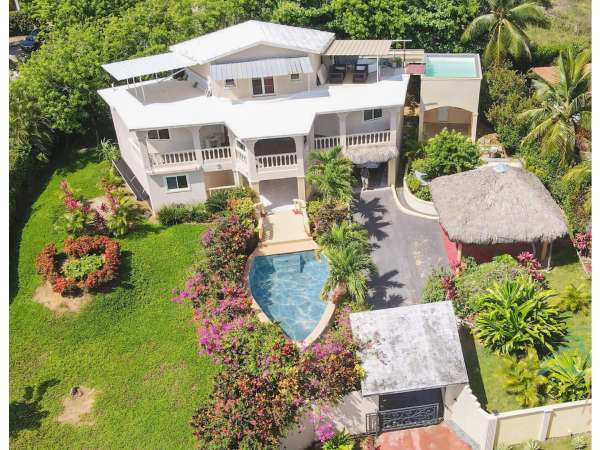 Large Villa With Separate Apartment Option 360