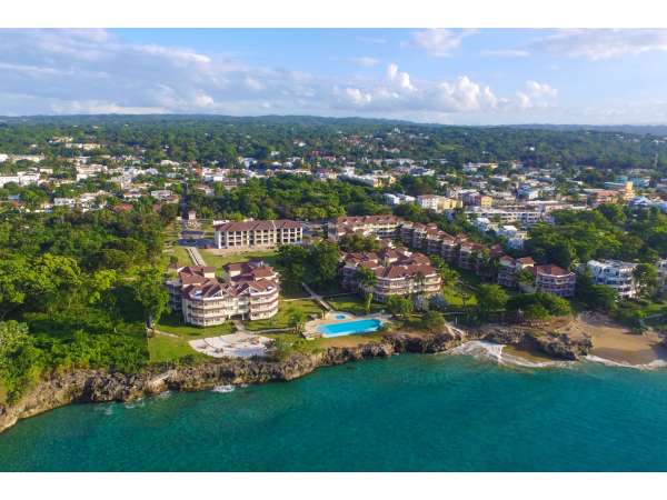 Premium 3 Bedrooms Condo In Ocean Front Community