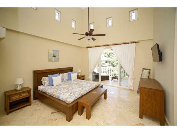 Premium 3 Bedrooms Condo In Ocean Front Community