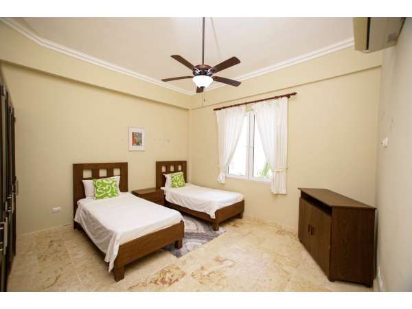 Premium 3 Bedrooms Condo In Ocean Front Community