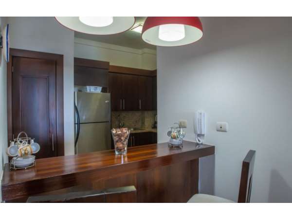 Excellent 3 Bedrooms Beach Front Condo