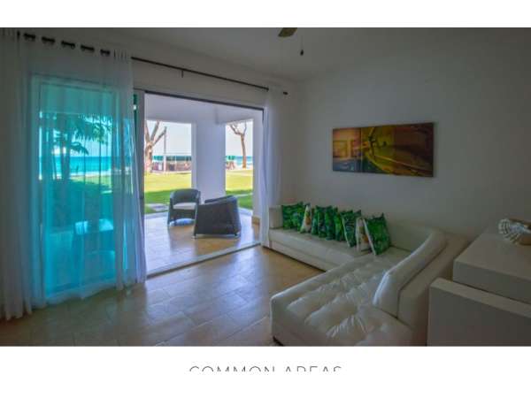 Excellent 3 Bedrooms Beach Front Condo