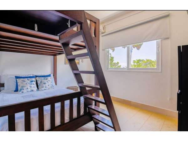 Premium 4 Bedrooms Beach Front Condo