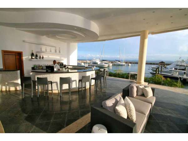 1 Bedroom Waterfront Condo On Puerto Bahia