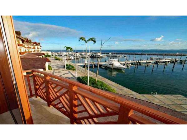 1 Bedroom Waterfront Condo On Puerto Bahia