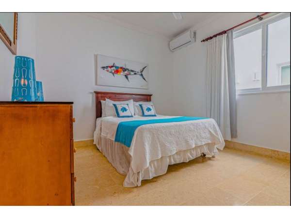 Beautiful And Comfortable 3 Bedrooms Beachfront