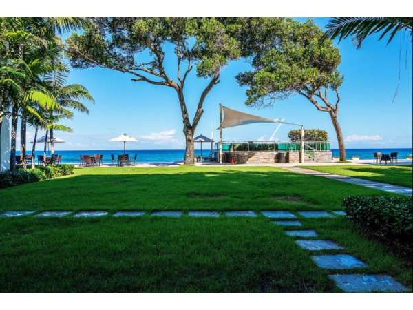 Beautiful And Comfortable 3 Bedrooms Beachfront