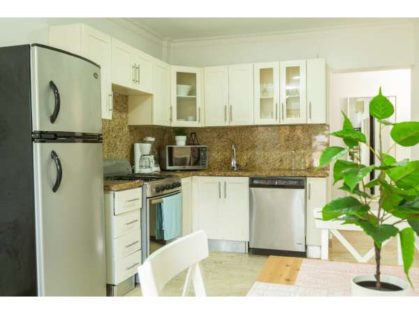 2 Bedroom 2 Bath Condo In Ocean Front Complex: