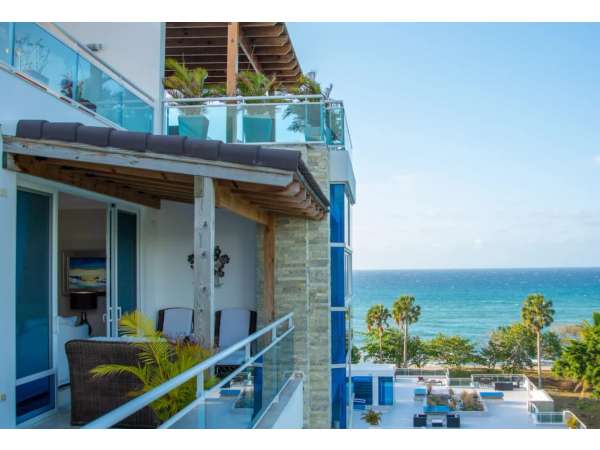 Exquisite Ocean View Penthouse Condo