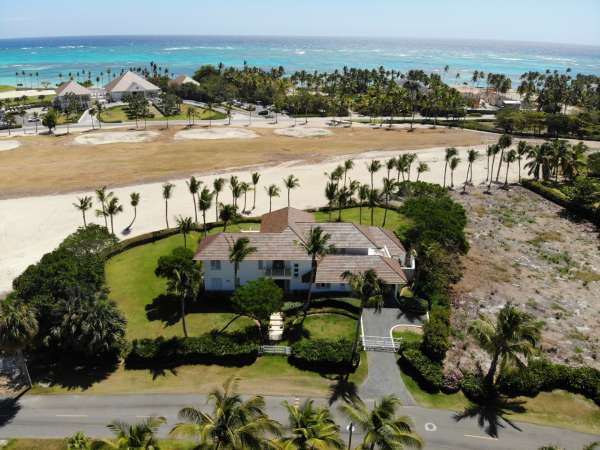 Incredible Luxury Living In Exclusive Puntacana