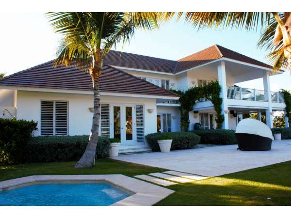Incredible Luxury Living In Exclusive Puntacana