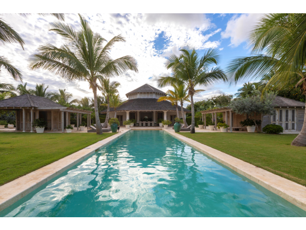 Incredible Villa On Double Lot With Golf & Ocean