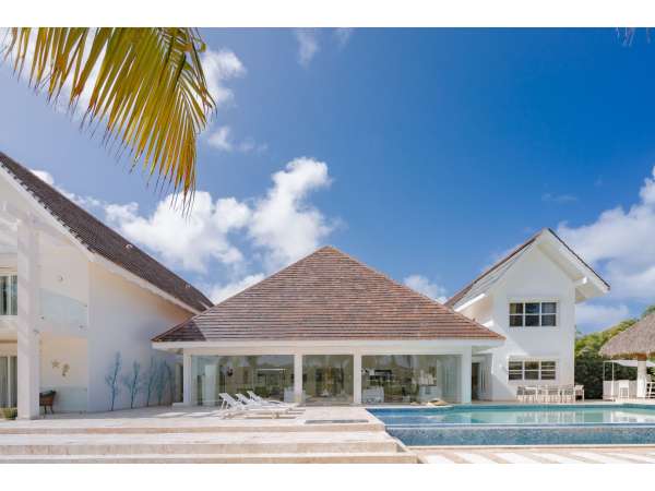 Incredible 6 Bedroom Villa In Puntacana Resort &